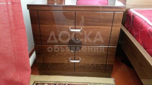 Продаю спальный гарнитур