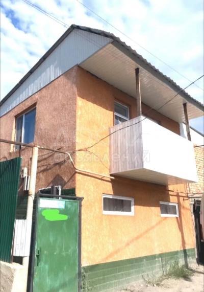 Продаю дом 4-ком. 120 м²кв. м., этаж-2, 3-сот., стена кирпич, Западный автовокзал.