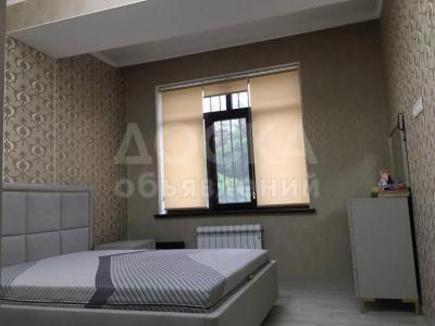 Продаю 2-комнатную квартиру, 67кв. м., этаж - 1/10, ул Каралаева.