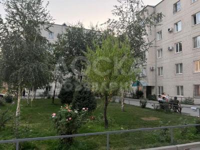 Продаю 3-комнатную квартиру, 105кв. м., этаж - 3/5, Джал 15, дом 32.