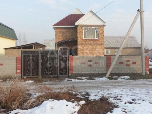 Продаю дом 5-ком., 160кв. м., этаж-2, 4-сот., стена кирпич, Ж/м Ак-Ордо ул.Бийиктик дом 415.