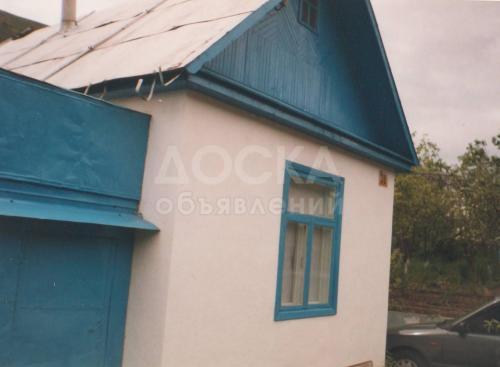 Продаю дачу 3-ком., 55кв. м., этаж-1, 8-сот., стена кирпич, с.Уч эмчек от г. Бишкек 25км..