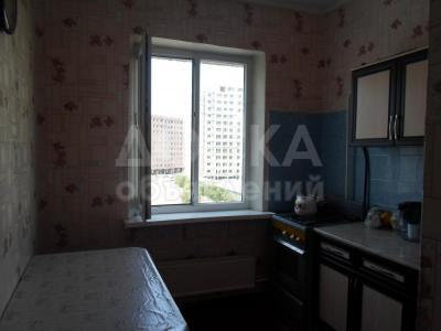 Продаю квартиру 2-ком., 49кв. м., этаж - 5/5, 12мкр.