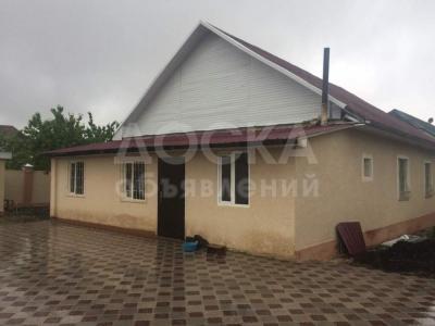 Продаю дом 5-ком., 140кв. м., этаж-1, 6-сот., стена кирпич, Киргизия 1, ул. Шералиева,15.