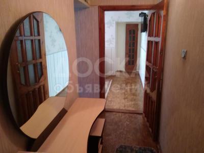 Продаю квартиру 2-ком., 40кв. м., этаж - 3/4, 9-микрорайон.