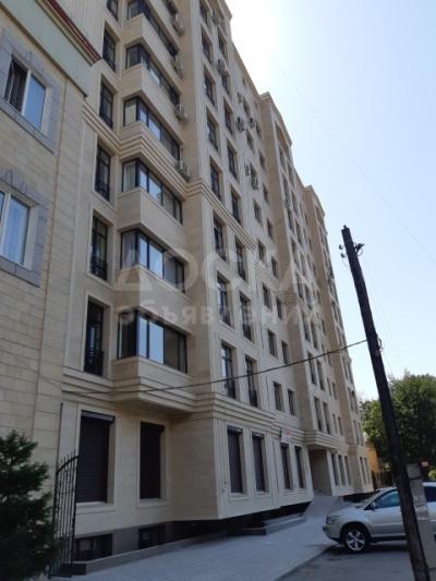 Продаю квартиру 2-ком., 77кв. м., этаж - 9/9, ул. Фрунзе пер. ул. Уметалиева.