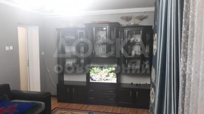 Продаю дом 4-комнатную 90кв. м., этаж-1, 12-сот., стена саман, Новопавловка ул Ворошилова дом 68.