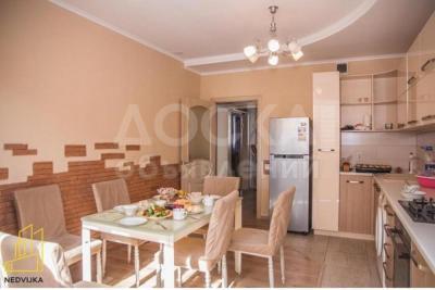 Продаю 4-комнатную квартиру, 106кв. м., этаж - 5/9, Магистраль/Алматинка.