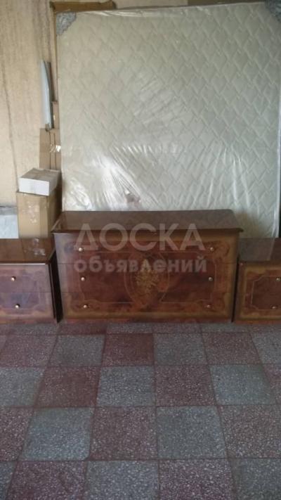 Продаю новый спальный гарнитур, производство Италия