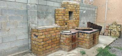 Продаю дом 4-ком. 100кв. м., этаж-1, 2-сот., стена кирпич, С. Новопавловка .