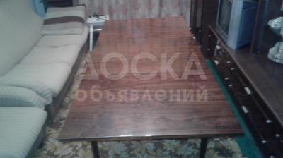 Продам стол обед.раздвижной, полир., стол-книжка, стулья венские