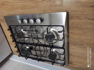 Продаю встроенноенную газ- поверхность
Новая размер 58×51.
Турецкая, нержавеющая сталь.