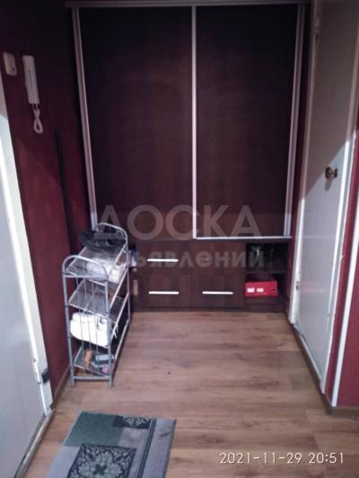 Продаю 2-комнатную квартиру, 50кв. м., этаж - 5/5, Восток 5.