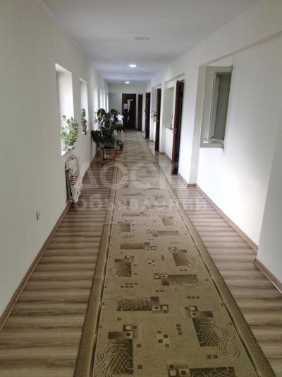 Продаю офисное помещение 190кв. м., Тыныстанова, 287.