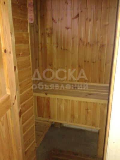 Продаю дом 5-ком., 160кв. м., этаж-1, 8-сот., стена кирпич, Улица Мира.