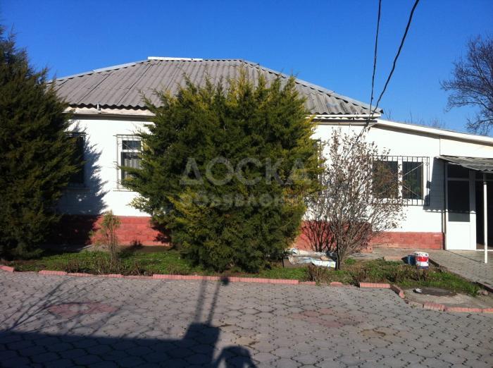 Дом кирпичный, с.Ново-Павловка