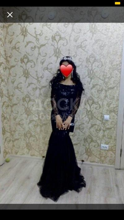 Продаю платье на Выпускной одевала только 1 раз , брала за 16.000 , продаю за 4000