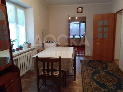 Продаю дом 2-ком. 61кв. м., этаж-1, 6-сот., стена саман, Арча Бешик.