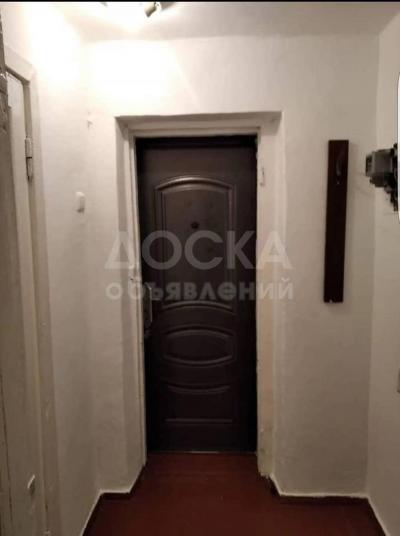 Продаю 1-комнатную квартиру, 30кв. м., этаж - 1/2, М.Гвардия.