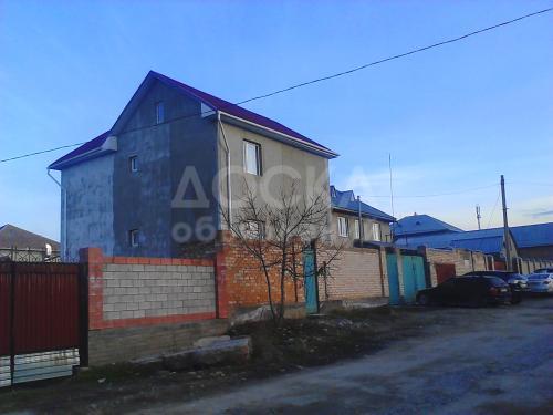 Продаю дом, 8-ком., 800кв. м., этаж-3, 8-сот., стена кирпич, Булан Насыров, дом 2б,