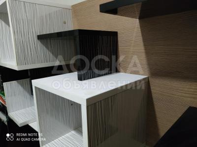 Продаю стильную навесную полку