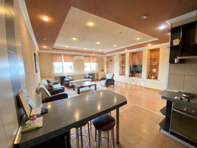 Продаю 2-комнатную квартиру, 74кв. м., этаж - 6/7, Золот.кв.