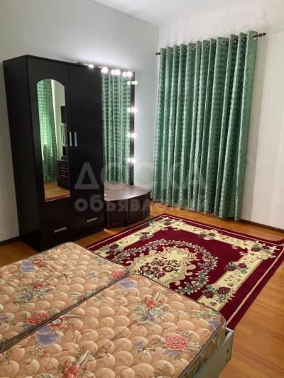 Продаю 1-комнатную квартиру, 26кв. м., этаж - 3/4, район Цум, Дордой Плаза .