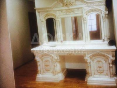 Продаю квартиру 3-ком., 105кв. м., этаж - 4/10, асанбай.