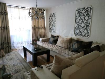 Продаю 3-комнатную квартиру, 70кв. м., этаж - 2/3, 2 микрорайон (Жилдома).