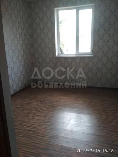 Продаю дом 4-ком. 70,1кв. м., этаж-1, 3-сот., стена кирпич, г.Бишкек ж/м Кара-Жыгач ул Керге-Таш д.54 «А» пересечение с ул. Л.Толстого (район городской Ледовой Арены)..