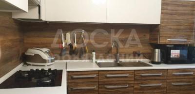 Продаю 3-комнатную квартиру, 68,7кв. м., этаж - 2/9, 8мкр .