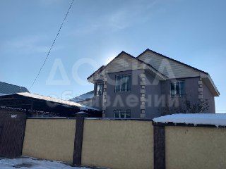 Продаю дом 6-ком. 220кв. м., этаж-2, 4-сот., стена кирпич, Ак-Ордо, ул.Аристократ.