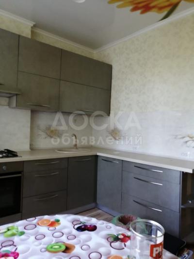 Продаю 1-комнатную квартиру, 41кв. м., этаж - 3/3, Западная сторона Филармонии.