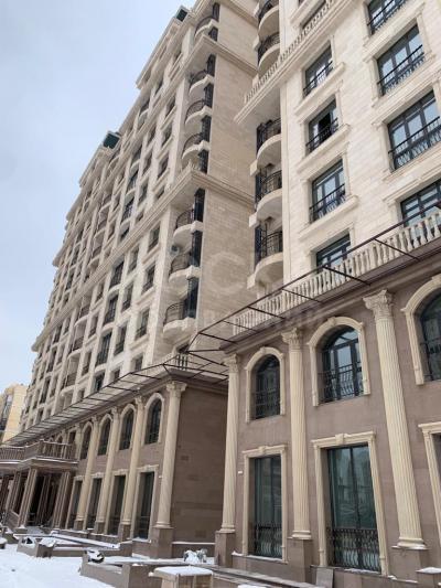 Продаю 5-комнатную квартиру, 288кв. м., этаж - 10/10, трц Ала-Арча.