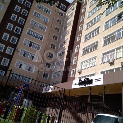 Продаю 2-комнатную квартиру, 83кв. м., этаж - 10/10, 5-мкр.