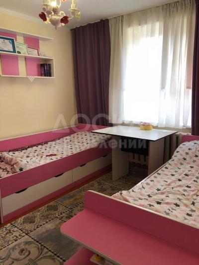 Продаю дом 10-комнатную 120кв. м., этаж-1, 8.7-сот., стена кирпич, Арча Бешик , ул. Кара Коо 37.