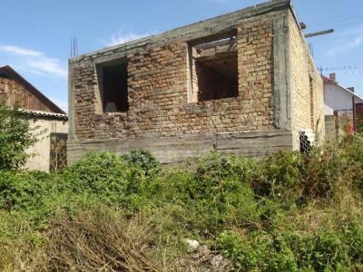 Продаю участок под строительство, 10 соток Молодежная 75.