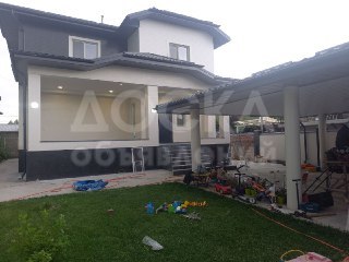 Продаю дом 6-ком. 341кв. м., этаж-3, 5-сот., стена кирпич,  село орто сай.