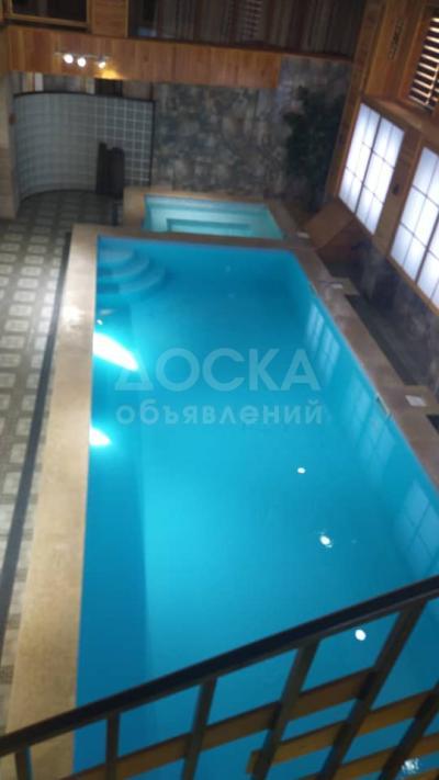 Продаю помещение свободного назначения 627кв. м., центр.