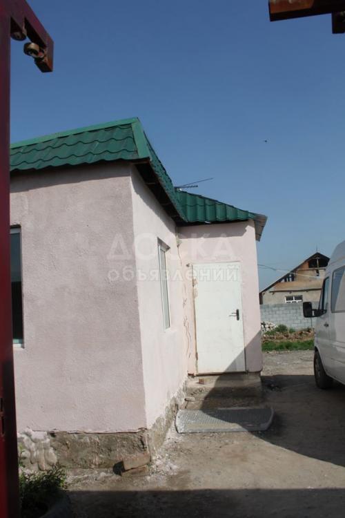 Продаю дом 2-ком., 40кв. м., этаж-1, 5-сот., стена саман, ак-ордо ул.ак-жол 3/218.