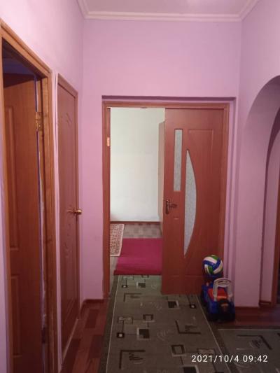 Продаю 3х.комкв в микрорайоне Достук