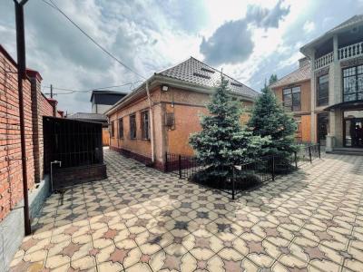 Срочно продаю 3х этажных особняк Советская Фере