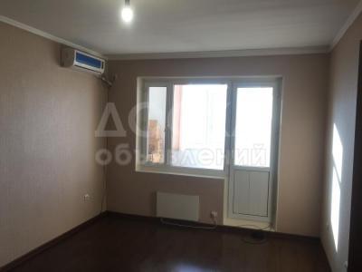 Продаю квартиру 3-ком., 89кв. м., этаж - 9/9, мкр Улан-2.