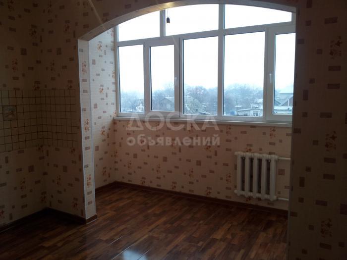 Продаю квартиру 1-ком., 45кв. м., этаж - 4/9, ул.Айтматова р-н Аламедин р-к,