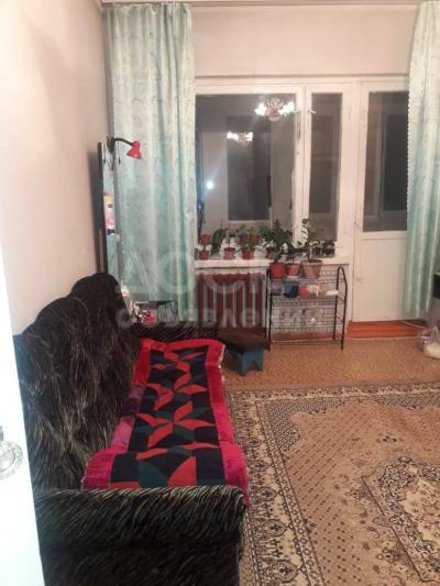 Продаю 2-комнатную квартиру, 48кв. м., этаж - 2/9, городок строителей.