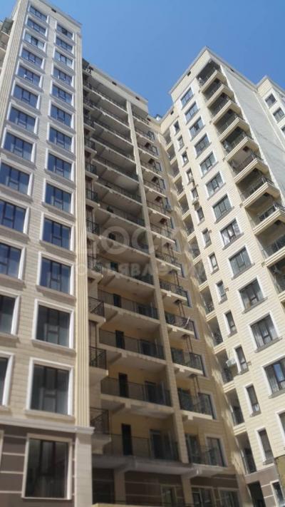 Продаю 3-комнатную квартиру, 120кв. м., этаж - 8/10, Панфилова/Боконбаева.