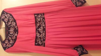 продается новое платье в национальном стиле