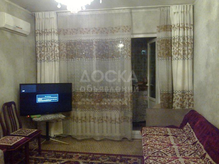 Продаю квартиру 4-ком., 84кв. м., этаж - 2/9, мкр. Аламедин-1 Ворошилова-Калинина,