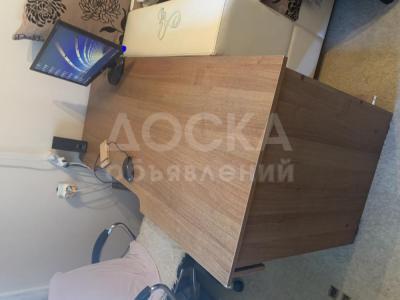 Продаю письменный стол (можно использовать как компьютерный)