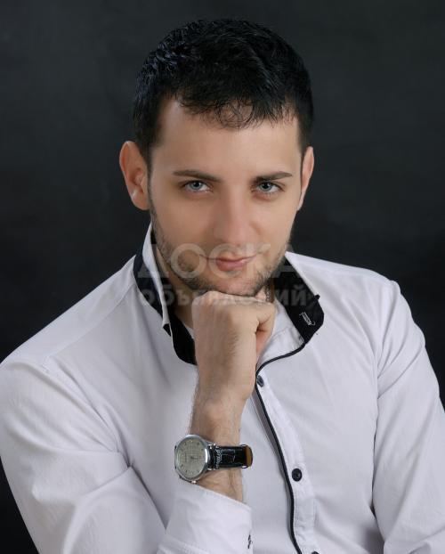 Ведущий профессиональный ведущий различных мероприятий, корпоративов, свадеб, юбилеев, концертов, фестивалей, презентаций, клубных проектов и шоу програм